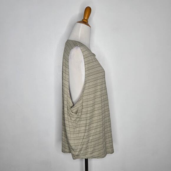 NEW Athleta Cloudlight Striped Muscle Tank Relaxed Olive Plus Size Women 2X - Picture 3 of 11